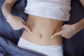 Drink lots of water not only does water keep your skin hydrated, it also flushes sodium from your system, reducing that salty food bloat. Sleeping Positions To Lose Belly Fat Ridiculous Not Really Terry Cralle