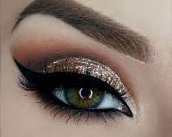 Bernecy glitter eyeshadow palette,10 colors sparkle shimmer eye shadow highly pigmented long lasting makeup set gold (type 5), small. Pin By Melissa Riley On Makeup Gold Wedding Makeup Makeup Dark Green Eyes