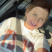 Chocolate chip cheesecake dip 😋😋🤤🤤😍😍 sooooo amazing!!!! #dessert  #gamedayfood #snack #food #dip ￼