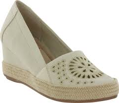 Womens Mia Amore Franki Espadrille Wedge Red Canvas Free Shipping Exchanges In 2020 Espadrilles Wedges Espadrilles Slip On Shoes