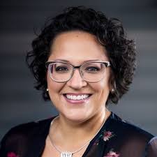 Michelle Quiles's Instagram, Twitter & Facebook