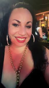 Gina Healy's Instagram, Twitter & Facebook