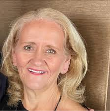 Sunny fledged at 10:46am pacific time 6/2/2025