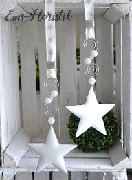 Fensterdeko Weihnachten Metallstern 15 Formdraht Perlen Strassbeat Weiss Silber Ebay Fensterdeko Weihnachten Fensterdeko Weihnachten Basteln Fensterdeko