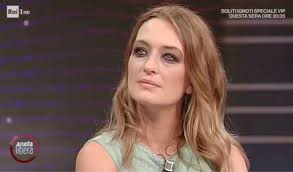 Nata a roma il 18 aprile 1980, carolina crescentini, dopo aver frequentato la facoltà di lettere con. Carolina Crescentini Eta Marito E Figli Chi E L Attrice Newsby