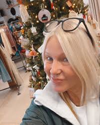 Ginger Warren Knapp (@champagneandblonde) • Instagram photos and videos