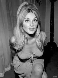 60s And 70s Hairstyles For Long Hair Easy Hairstyles Disco Hair 70s Hair 70s Hairstyles For Long Hair