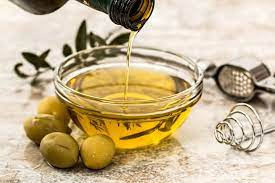 What is olive leaf extract? A Scientific Look At Using Olive Leaf Oil For Hair Loss Dr Ugro Gashee