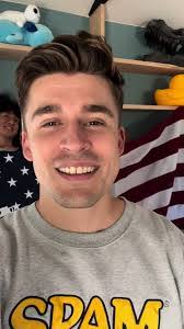 Georgia Ludwig's Instagram, Twitter & Facebook