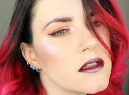 Violet Voss Archives