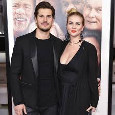 The ballroom dance pros, who tied the knot in july 2006, announced they are. Elena Samodanova Officially Files For Divorce From Gleb Savchenko E Online