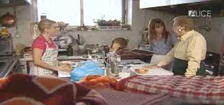 During the making of la settimana bianca in the summer of 1980, she met gianfranco d'angelo, who helped russo to enter the world of television. Pglentjhqsy4m