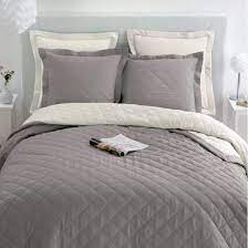 N'hésitez pas à contacter notre service clients au la parure de lit en promo est très belle et correcte à ce prix. Couvre Lit Double Accord Francoise Saget