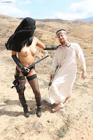 ▷ Karmen Bella in Women of the Middle East (Photo 195) | Porn Fidelity