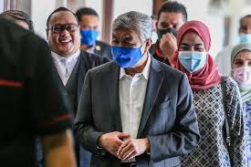 احمد زاهيد بن حميدي ; Ex Secretary Says Zahid Approved Use Of Charity S Cheques To Pay Credit Cards But Told To Stop After Macc Probe The Stringer