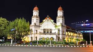 Apa satu kata yang lewat dalam pikiranmu ketika mendengar kata tadi? Misteri Lawang Sewu Yang Buat Anda Takut Untuk Ke Sana