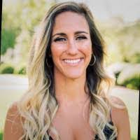 Amanda Schier's Instagram, Twitter & Facebook