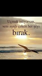 Ne Yaparsan Yap Nasil Yasarsan Yasa Ama Gulebilmek Icin Birini Aglatma Ve Cikarlarin Icin Hic Kimseyi Satma B Guzel Soz Ilahm Veren Alintilar Kitap Kenari