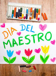 Los maestros tienen tres amores: Dibujo Colorido Tarjeta Dia Del Maestro Espanol Con Las Palabras Dia Del Maestro Fotos Retratos Imagenes Y Fotografia De Archivo Libres De Derecho Image 65815833