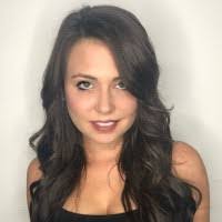 Alexa Estes's Instagram, Twitter & Facebook