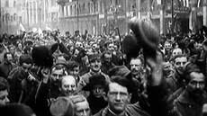 12 porque no tenemos lucha contra sangre y carne, sino contra principados, contra potestades, contra los gobernadores de las tinieblas de este siglo, contra huestes espirituales de maldad en las regiones. Demonstrace Idnes Cz