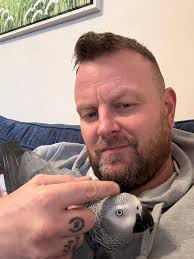 Let's welcome our new members! Feel free to ask questions, and sometimes  take feedback with a 'grain of salt'. Please adhere to the group rules and  enjoy the interaction with other members. *