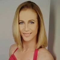 Lindsay Gunn's Instagram, Twitter & Facebook