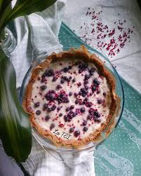 La crema di cocco senza cottura è gustosa, fresca e, soprattutto, leggera. Crostata Integrale Con Crema Al Latte Di Cocco