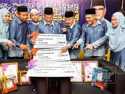 Menteri besar pahang masuk pejabat hari pertama. Masjid Temerloh Jaya Diiktiraf Masjid Cemerlang