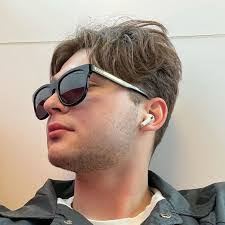 John Kontos's Instagram, Twitter & Facebook