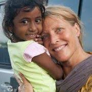 Carrie Bechtel's Instagram, Twitter & Facebook