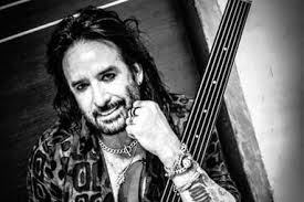 Marco Mendoza + Tommy Gentry + další