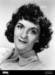 Laverne Andrews's Instagram, Twitter & Facebook