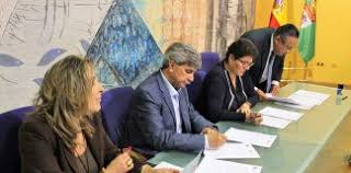 La universidad de cuenca firmó un convenio con la empresa pública municipal de aseo de cuenca, emac ep, para el desarrollo de proyectos en el área de recolección, reciclaje y talento humano, enmarcado. Universidad Catolica De Cuenca Ecuador Archivos Ahora Leon