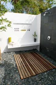 24 outdoor shower ideas (photos) if you have a pool, live by the beach or live in a tropical climate, an outdoor shower (with heated water) is a very nice addition to any yard and home. Goodshomedesign