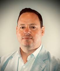 Meet the People Behind the SYNNEX Comstor Field Sales Team