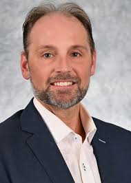 Financial Advisors & Representatives