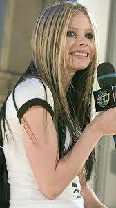 It is spongebob squarepants' second album. Avril Lavigne Supergoddess Valkrie Um Its Kinda Complicated I Had To Make It Complicated Go Figures Beyonce Hair Cool Hair Color Cool Hairstyles