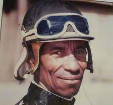 Derek Brewster I know you homeless now, 10 years old and now want to run!?  Stupse, MADNESS ain't even mek it to de paddock bend