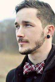 Short Haircuts For Guys With Glasses Hair Style Pictures 2015 Popularmenshairstyles Beard Styles Mens Hairstyles Haircuts For Men