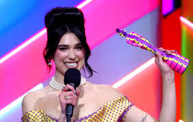 Check spelling or type a new query. Dua Lipa Was The Uk S Most Played Artist Of 2020