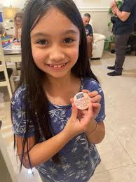 USO Tumon Bay presents the Bronze Mission Award to Christopher Boschert and  Xiaolu Huang for their outstanding volunteer performance with the USO.  Congratulations!!!