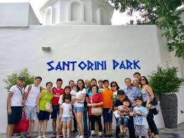 We almost took the train to hua hin when we were in bangkok last year but decided against it as we were afraid the boys will be too exhausted. We Was Visiting Santorini Park Hua Hon It Was Built To Resemble A Greek Island It S The Place Picture Of Santorini Hua Hin Khao Tao Pak Nam Pran Tripadvisor