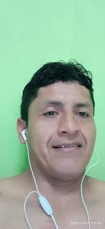 Saludos de Perú 🇵🇪 srta d 17 ah 33 años para relación escríbeme al  privado facebook reales