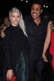 Oct 07, 2019 · disick was born on may 26, 1983. Sofia Richie Opens Up About The Pressure That Comes With Being Lionel Richie S Daughter Lionel Richie Daughter Lionel Richie Sofia Richie