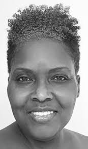 Estelle Ward's Instagram, Twitter & Facebook