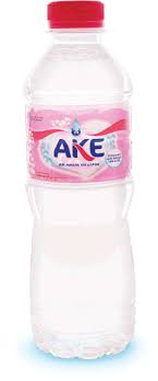 Kekurangan cairan bisa menyebabkan tubuh mengalami dehidrasi. Jual Air Mineral Kemasan Ake Botol Mini 330 Ml 24 Botol Terbaru Juni 2021 Blibli