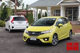 Mobil nahas itu terseret 10 meter. All New 2014 Honda Jazz 1 5 I Vtec Quick Review In Thailand Reviews Carlist My