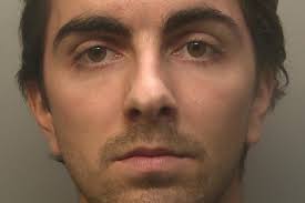 Dani dyer's conman boyfriend sammy kimmence today wept in the dock as he was sentenced to 42 months in prison after scamming two pensioners out of £34k. Jrlk8ugl Fpqmm