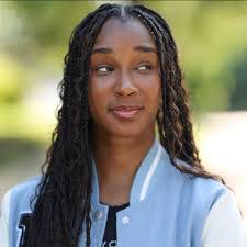 Malika Walker's Instagram, Twitter & Facebook